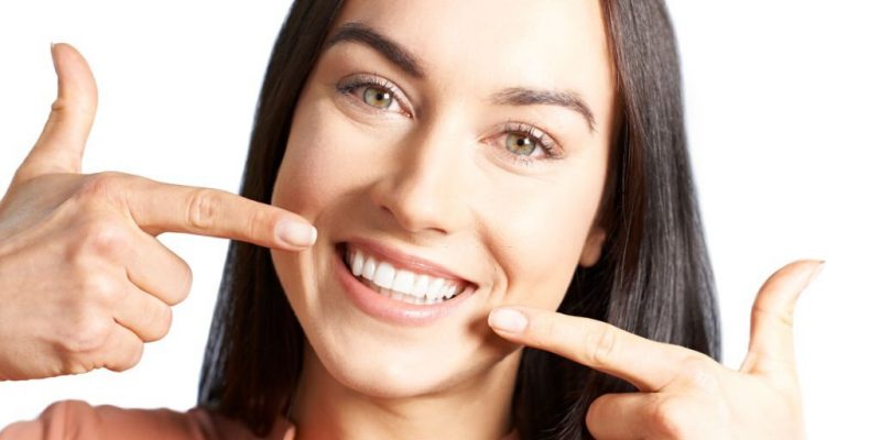 Benefits And Associated Risks Of Cosmetic Dentistry